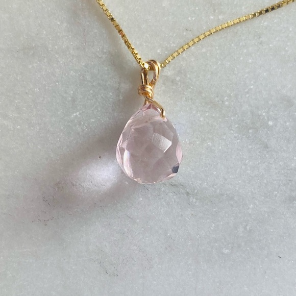 Healing Pink Rose Quartz Teardrop Necklace - Picture 9 of 15